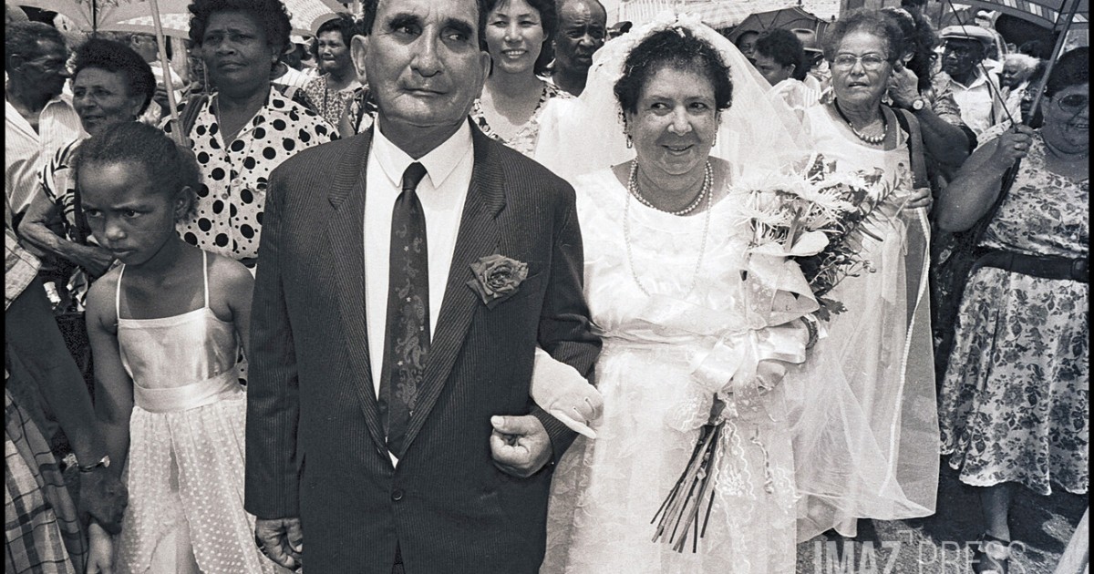 Madam, Mésyé, la konpani, nou invit azot mariaz lontan