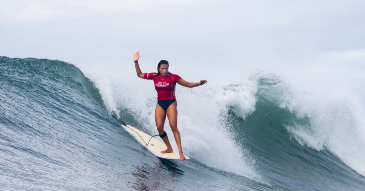 Alice Lemoigne sacrée championne du monde de longboard au Salvador