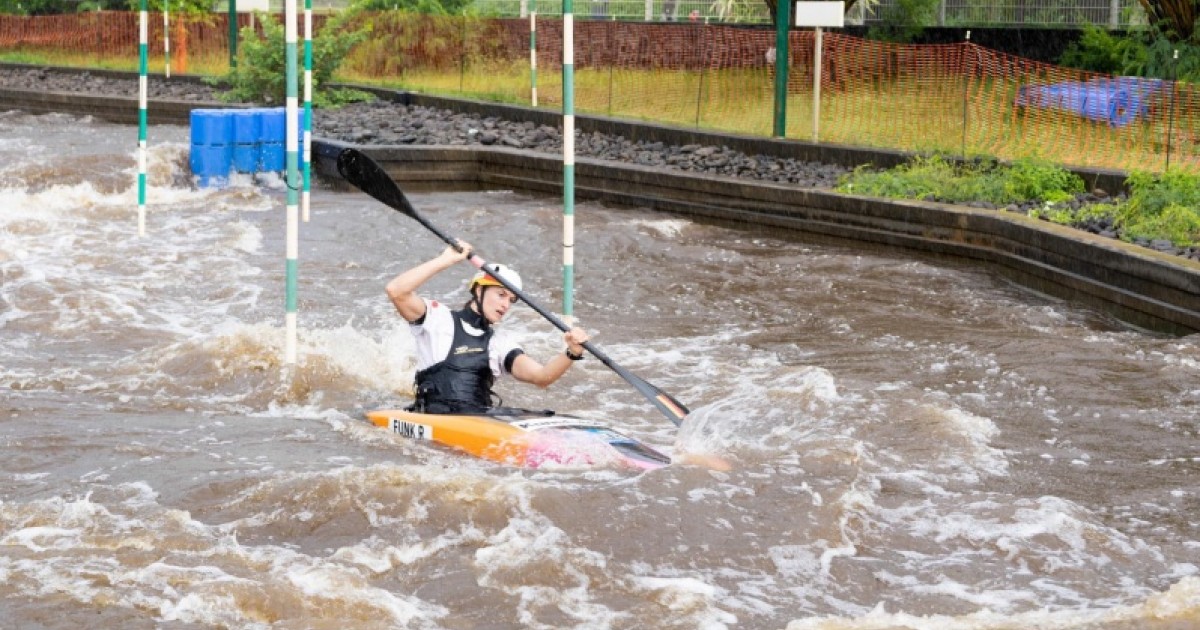 SainteSuzanne le stade en eaux vives accueille des champions de