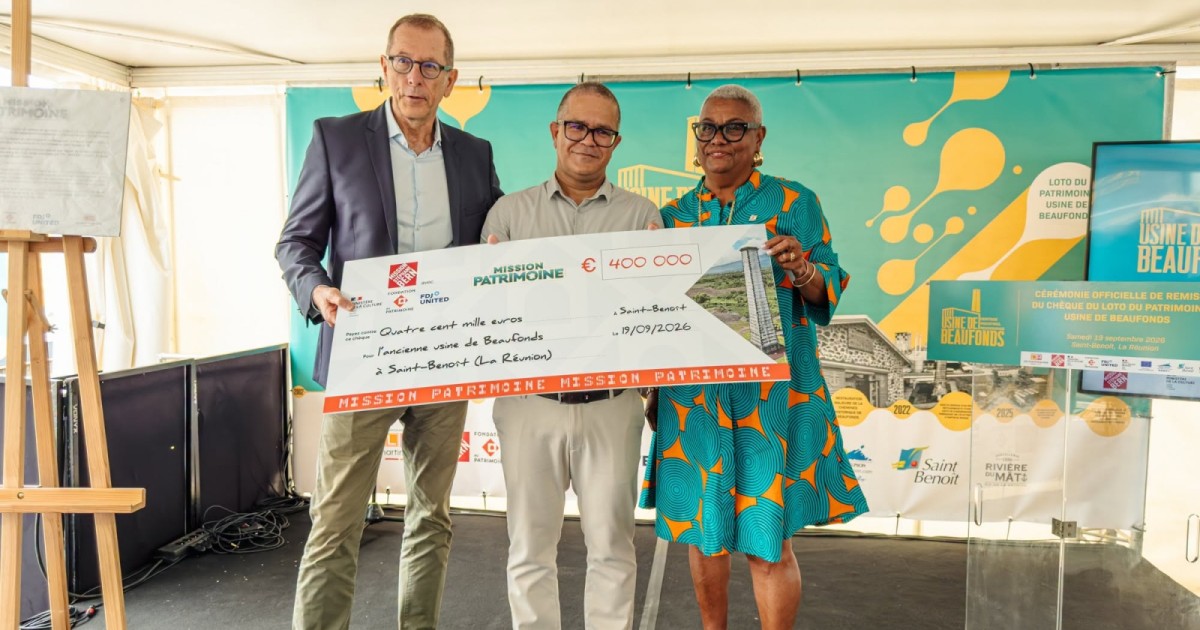 Loto du patrimoine : un chèque pour la réhabilitation de l’ancienne usine de Beaufonds à Saint-Benoît