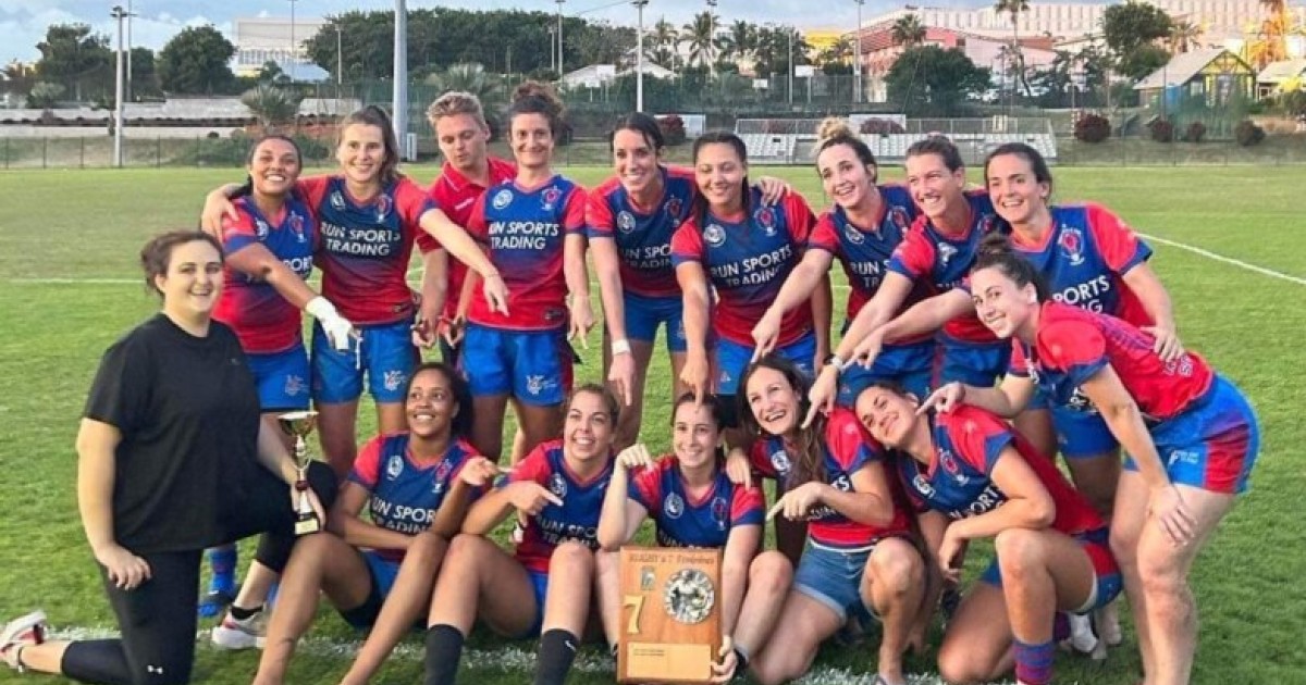 Rugby à 7 les Séniors féminines de SaintPaul championnes de La Réunion