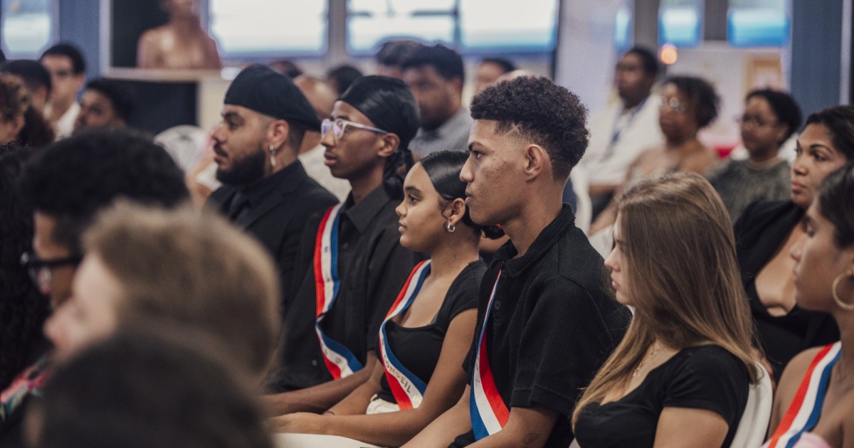 Saint-Denis : première séance plénière du Conseil des jeunes pour la période 2025-2027