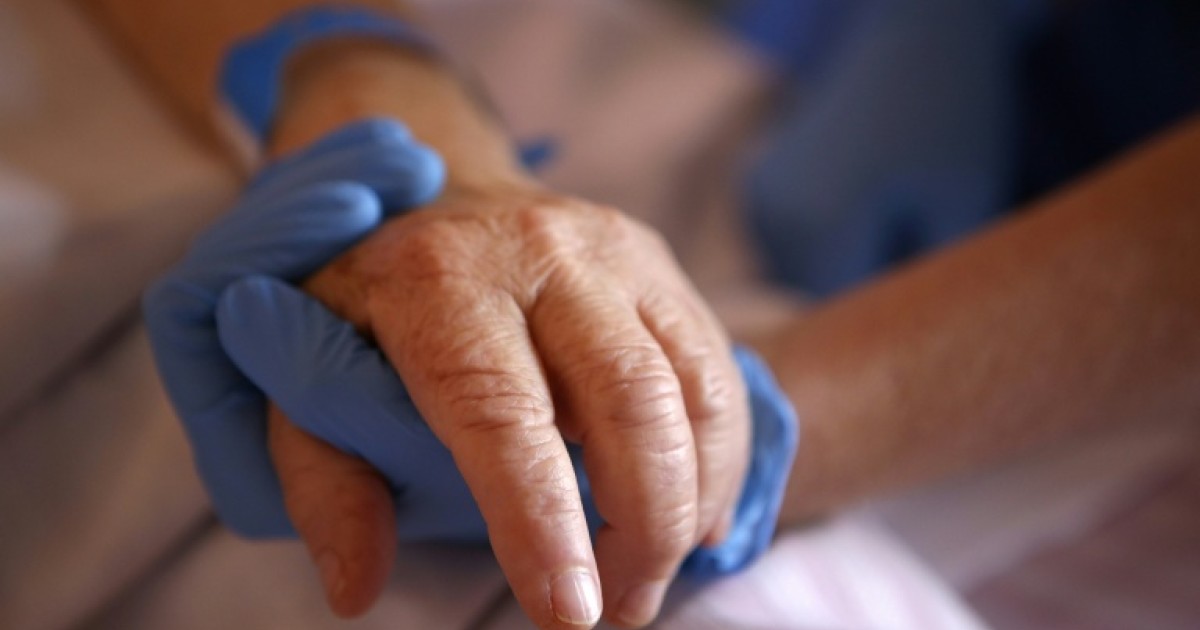 Actualités du monde : Loi fin de vie: très réservé, le Sénat se penche sur l'aide à mourir