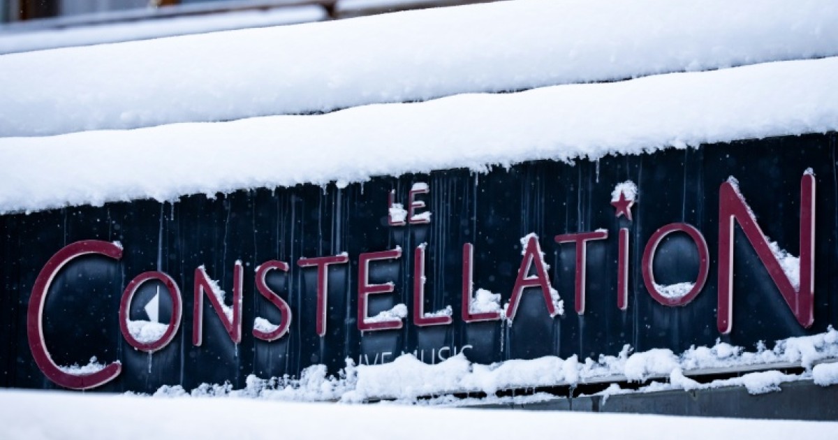 Actualités du monde : Incendie meurtrier d’un bar en Suisse : le propriétaire français libéré, les familles "sidérées"