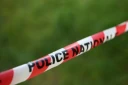 En début d'après-midi, dans un quartier du nord de Clermont-Ferrand, "un homme, armé d'un couteau, s'est rué sur un policier qui tentait de l'interpeller alors que cet individu venait d'agresser plusieurs personnes", a expliqué le procureur de la République ( AFP / FRED TANNEAU )