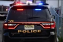 États-Unis : une voiture s'envole au-dessus de l'autoroute lors d'une course-poursuite