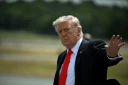 Le président américain Donald Trump à son arrivée à l'aéroport d'Ocala, en Floride, le 1er mai 2026