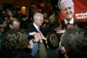 Lionel Jospin quitte son QG de campagne, le 21 avril 2002 à Paris