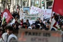 Manifestation d'enseignants contre les suppressions de postes, les fermetures de classes et pour des augmentations de salaires lors d'une grève nationale de l'Éducation nationale, le 31 mars 2026 à Marseille