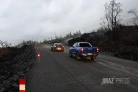 Route des laves : le brise-roche s'attaque à la lave refroidie, les travaux de reconstruction de la RN2 démarrent ce lundi