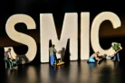 Environ 35 euros net de plus par mois pour un salarié payé au Smic: le salaire minimum augmente lundi de 2,41%, pour suivre l'inflation repartie à la hausse en raison de la guerre au Moyen-Orient