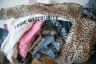 Les "Riot Pants" des militantes féministes Elena Buscaino et Mina Bonakdar le 5 février 2021 à Berlin
