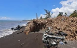 Cyclone Garance voituresdans la mer 