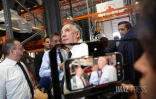 François Bayrou à la Réunion pour chido
