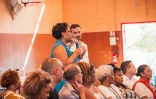 La Possession : le maire à la rencontre des agents des écoles