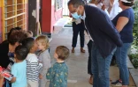 Saint-Leu : le maire Bruno Domen en visite dans trois établissements 