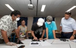 Le Collège Titan remet à 10 familles leur tablette