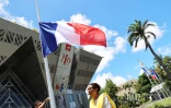 Loi immigration : le drapeau français mis en berne à l'hôtel de Région