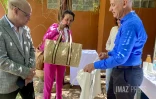 Visite de Bello à l'usine Axelle à madagascar 