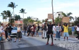 Manifestation au Barachois à Saint-Denis
