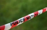 En début d'après-midi, dans un quartier du nord de Clermont-Ferrand, "un homme, armé d'un couteau, s'est rué sur un policier qui tentait de l'interpeller alors que cet individu venait d'agresser plusieurs personnes", a expliqué le procureur de la République ( AFP / FRED TANNEAU )