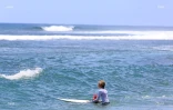 1ère compétition de surf aux Roches Noires 