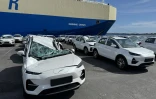 Belal : voitures abîmées au port-est