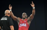 Le lutteur cubain Mijain Lopez après sa victoire en demi-finale des 130 kg (greco-romaine) contre l'Azerbaïdjanais Sabah Saleh Shariati, aux JO de Paris, le 5 août 2024