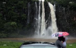 pluie à la cascade niagara, sainte-suzanne