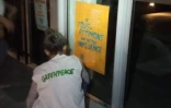 campagne d'affichage de greenpeace à la réunion pour les législatives