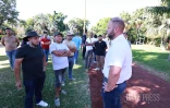 L'agriculture réunionnaise en crise : les professionnels mobilisés devant la préfecture à Saint-Denis
