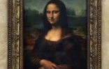 Le  portrait de Mona Lisa, La Joconde, de Léonard de Vinci, au Louvre à Paris, le 5 avril 2005