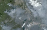 Photo satellite fournie le 9 mai 2016 par Cnes 2016/Distribution Airbus DS des feux Ă Fort McMurray au Canada, le 6 mai 2016