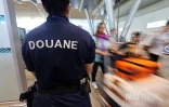 Douane aéroport Roland Garros 