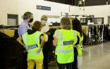 Jacques Billant rend visite aux équipes de fret de Gilot