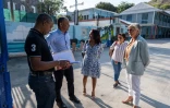 Saint-Paul : Émmanuel Séraphin et Nila Radakichenin en visite à l'école privée Rosalie Javouhey