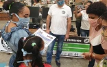 Le Port : remise d'ordinateurs à 100 familles en situation de fracture numérique