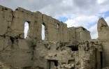 Des maisons détruies par un séisme dans la province de Paktika, le 24 juin 2022 en Afghanistan