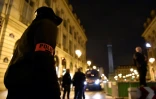 Les officiers de police réunis devant la statue de Jeanne d'Arc à Paris, le 24 octobre 2016