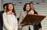 La présidente sortante taïwanaise Tsai Ing-wen fait une déclaration avant de voter à la présidentielle, le 13 janvier 2024 au Nouveau Taipei