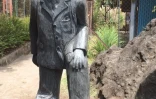 Statue - Ivrin Pausé, Facteur de Mafate