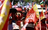 Saint-Denis - Manifestation contre la vie chère et le gouvernement