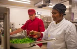 Les apprentis Réunionnais et Seychellois partagent leurs cultures culinaires