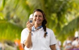JO-2024 : la Réunionnaise Johanne Defay décroche le bronze en surf à Teahupoo