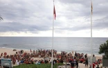 Hommage victimes requins 