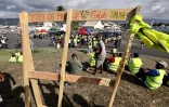 Les Gilets jaunes sur le barrage au Port-Est