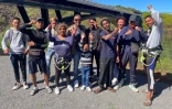Saint-Leu : un saut en parachute avec des jeunes de la ville et un militaire de la légion étrangère