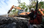 Route des laves : le brise-roche s'attaque à la lave refroidie, les travaux de reconstruction de la RN2 démarrent ce lundi 