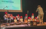 Le Port : un spectacle de percussion avec 14 classes au Kabardock