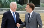 Le président américain Joe Biden et son homologue français Emmanuel Macron dans les Cornouailles pour le sommet du G7 le 11 juin 2021